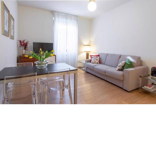 ALTIDO 1BR Apt in Isola with Stunning View to Bosco Verticale