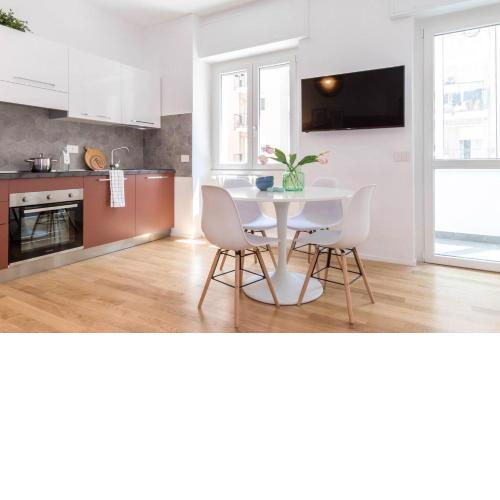 ALTIDO Bright Apartment for 4 next to City Life