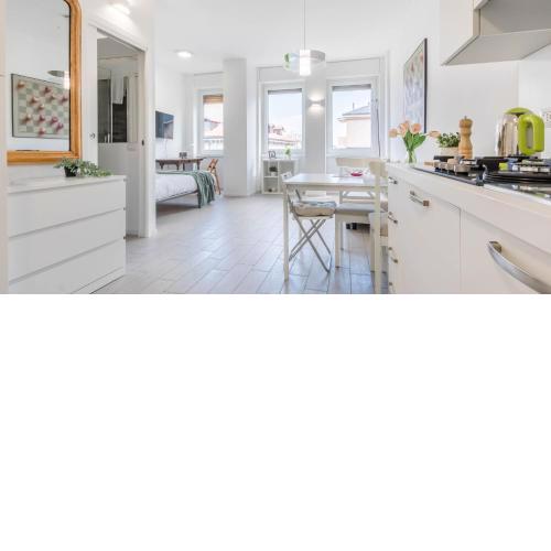 ALTIDO Bright Studio for 3 near Porta Romana and IED