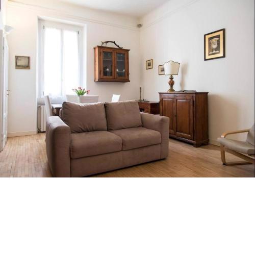 ALTIDO Classic flat near Basilica di Sant'Ambrogio