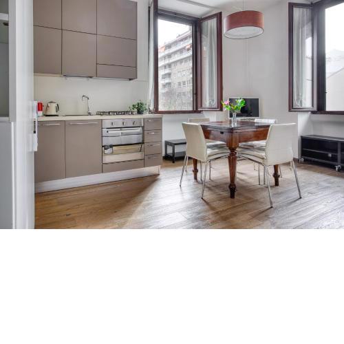 ALTIDO Classic flat with balcony