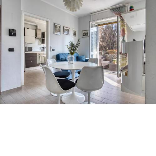 ALTIDO Delightful flat with balcony