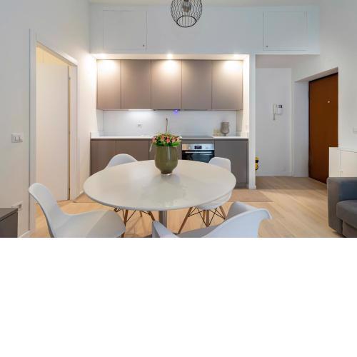 ALTIDO Elegant flat with balcony