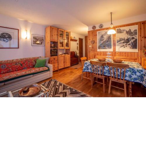 ALTIDO Family Apt for 6, near Ski Lifts, in Courmayeur