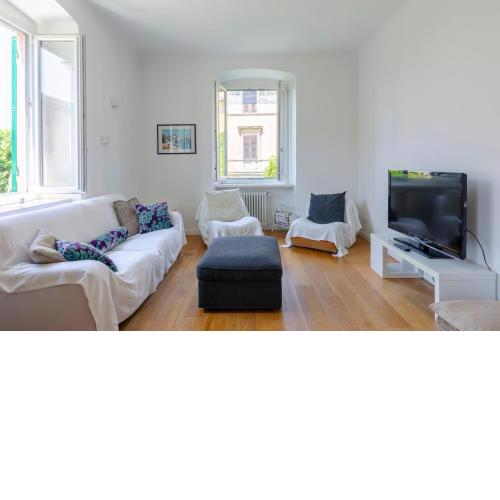 ALTIDO Family friendly Apt for 6, near Royal Palace Museum