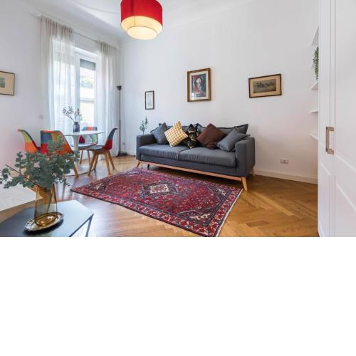 ALTIDO Lovely Flat for 2 on Quiet Street near Centre