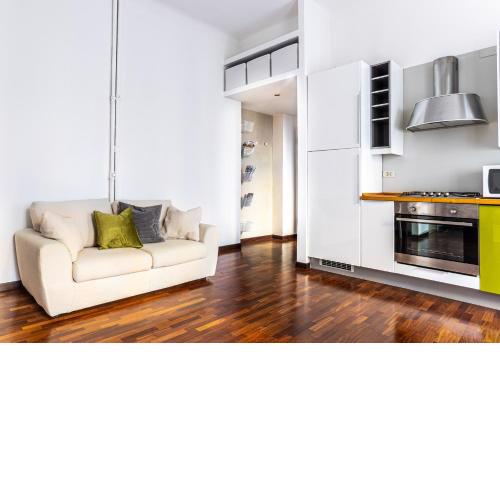 ALTIDO Lovely studio with balcony in Milan