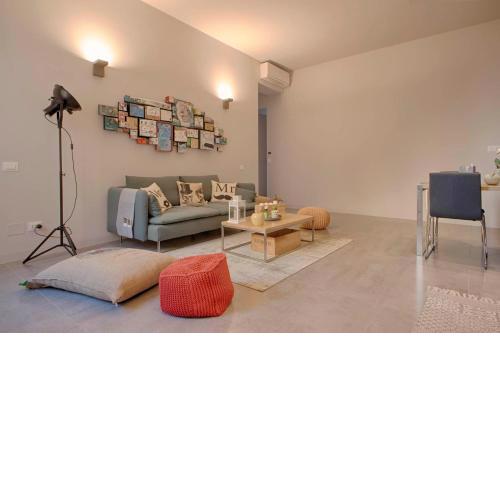 ALTIDO Modern 3-bed flat with balcony