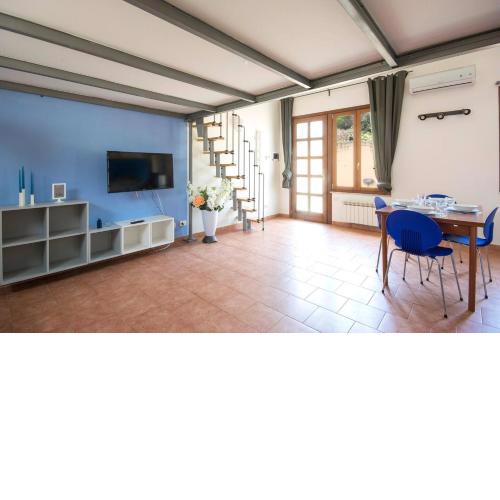 ALTIDO Spacious Apt for 4 in Residential Area with Free Parking