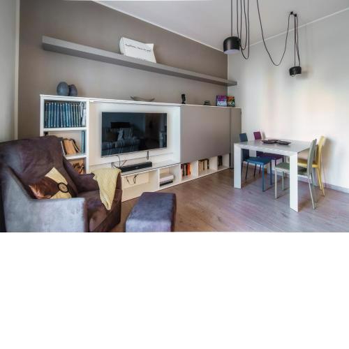 ALTIDO Stylish Flat with Balcony in a Quiet Area of Como