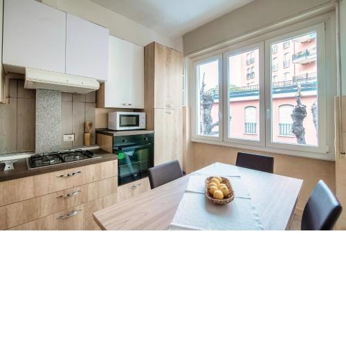ALTIDO Superb Family Flat in Como Perfect Centre