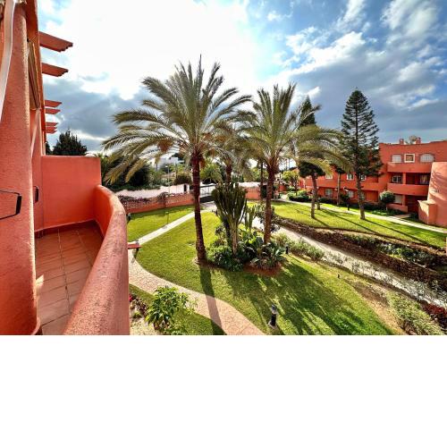 Alvarito Beach - EaW Homes