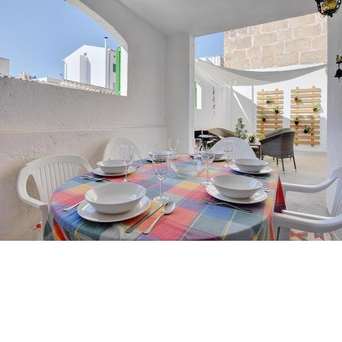 Alvaro Oliver House