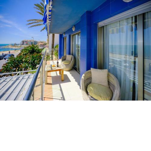 AM beach apartment