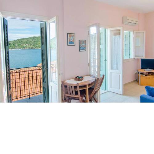 Amalia Sea View house