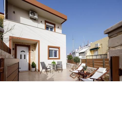Amalthea family residence, 2 min walking from Rethymno center
