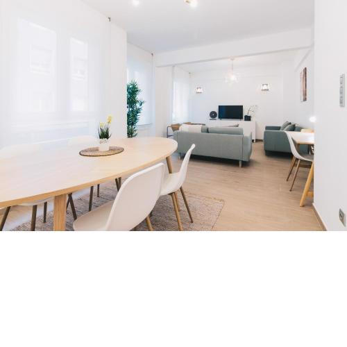 Amalur apartment by People Rentals