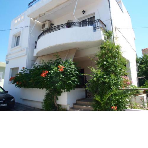 Amaryllis Apartment