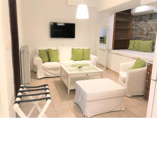 Amaryllis House