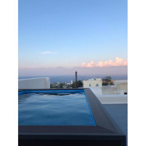 Amaryllis Suites Santorini
