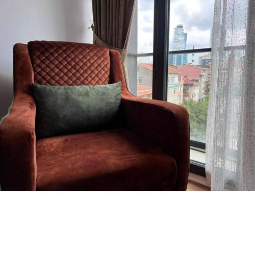 Amazing 2+1 apartment in central location (şişli)