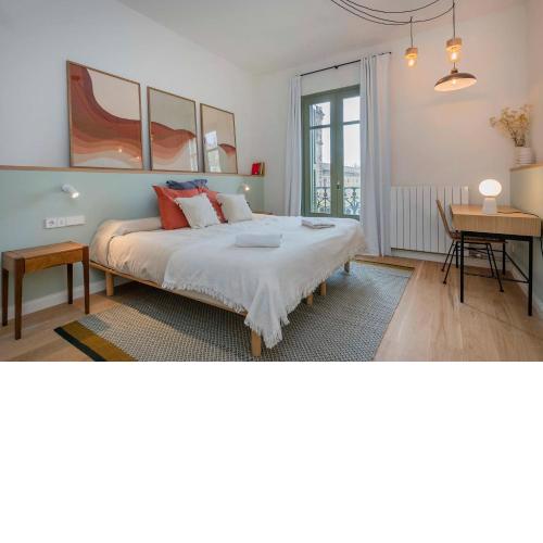 Amazing 5 bedrooms 5 bathrooms next to Universitat and Plaza Catalunya