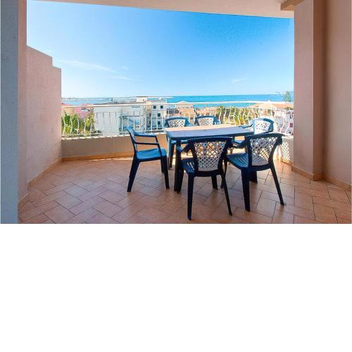 Amazing apartment in Alghero with 2 Bedrooms and WiFi
