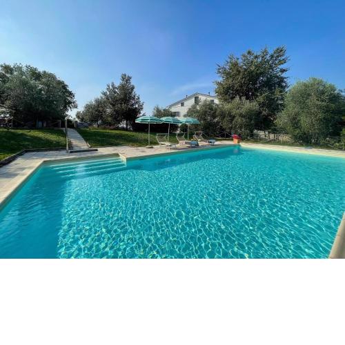 Amazing apartment in Belvedere Ostrense with garden