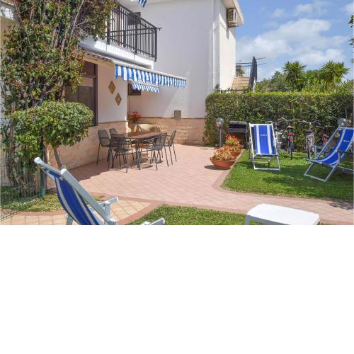 Amazing apartment in Botricello with 1 Bedrooms and WiFi