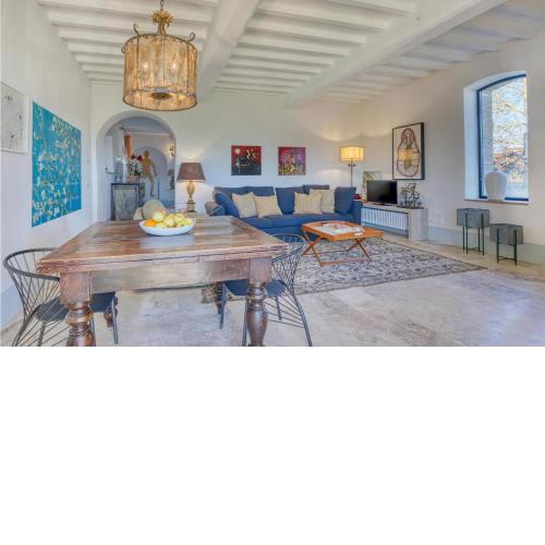 Amazing apartment in Casole dElsa with 1 Bedrooms, WiFi and Outdoor swimming pool
