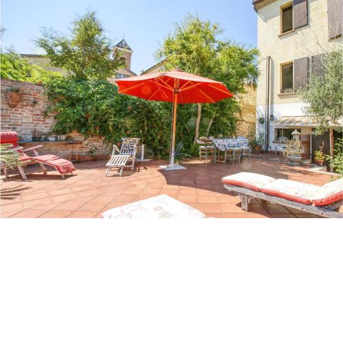 Amazing apartment in Casteldimezzo with 1 Bedrooms