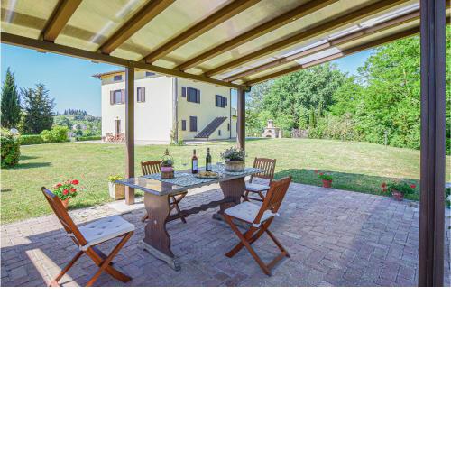 Amazing apartment in Certaldo with 2 Bedrooms and WiFi
