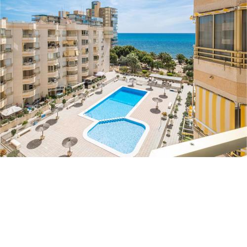 Amazing apartment in El Campello with WiFi, Swimming pool and 2 Bedrooms