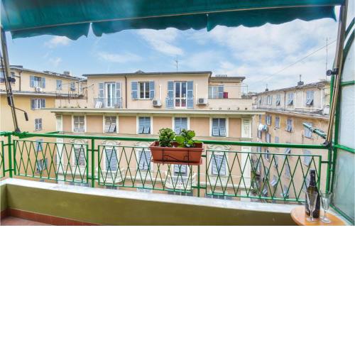 Amazing apartment in Genova with 2 Bedrooms and WiFi
