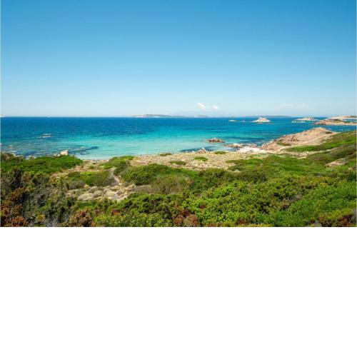 Amazing apartment in La Maddalena with 2 Bedrooms