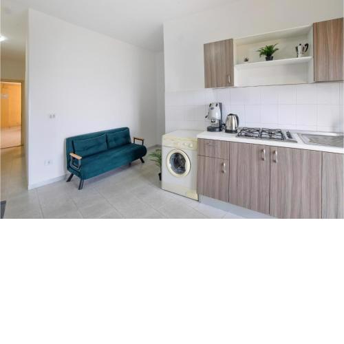 Amazing apartment in Marina di Strongoli with WiFi and 2 Bedrooms