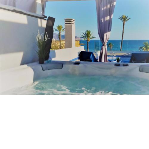 Amazing apartment in Mazarrn with Jacuzzi, WiFi and 2 Bedrooms