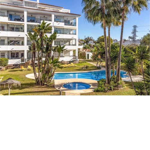 Amazing apartment in Mijas with WiFi, 2 Bedrooms and Outdoor swimming pool