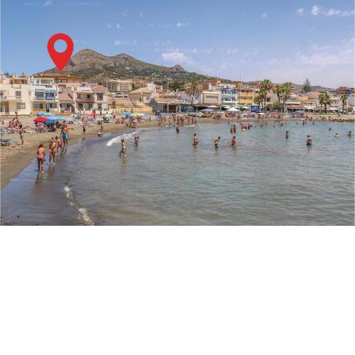 Amazing apartment in Mlaga with 4 Bedrooms and WiFi