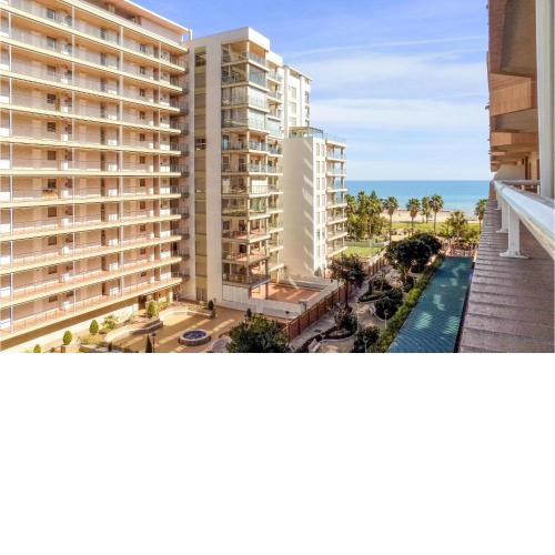 Amazing apartment in Oropesa with Outdoor swimming pool, WiFi and 2 Bedrooms