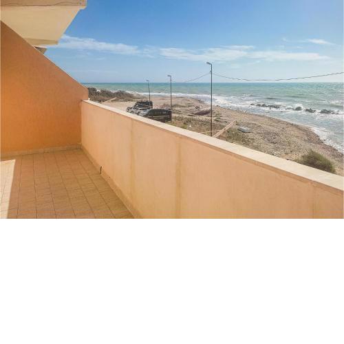 Amazing apartment in Palma di Montechiaro with 2 Bedrooms