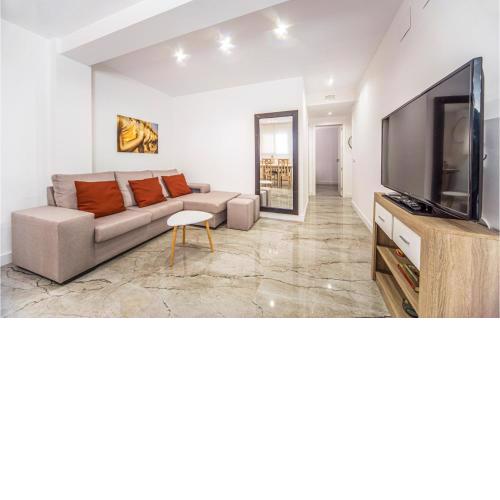 Amazing apartment in Puerto de Sagunto with WiFi and 3 Bedrooms