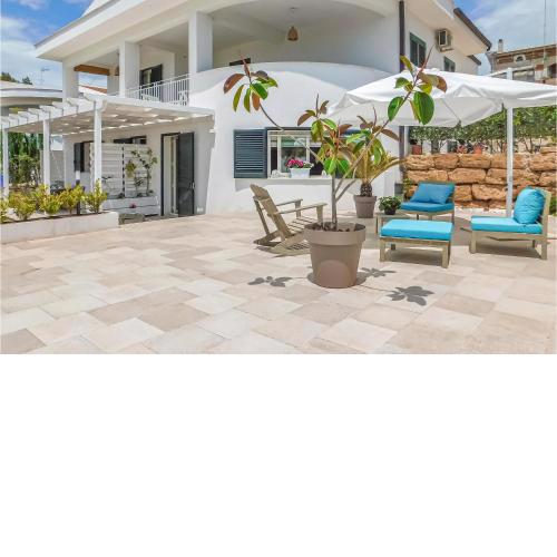 Amazing apartment in Sciacca AG with 2 Bedrooms and WiFi