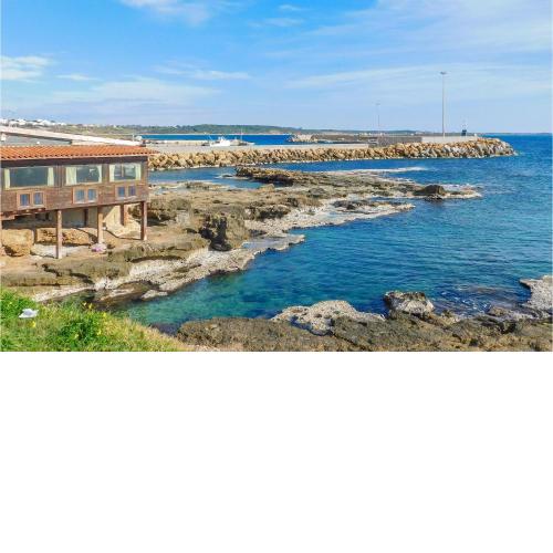Amazing apartment in Torre Melissa with 2 Bedrooms and WiFi