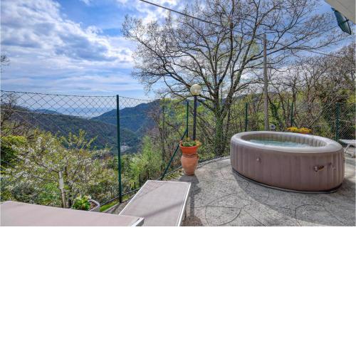 Amazing apartment in Uscio with