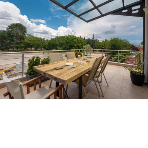 Amazing apartment near river