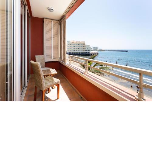 Amazing Beachfront Property CASA CORINA I