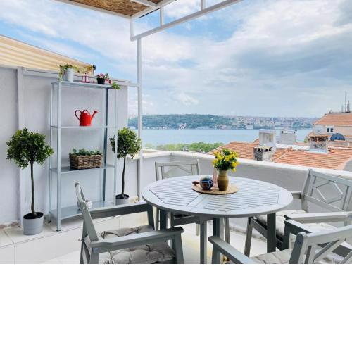 Amazing Flat with Terrace in Besiktas