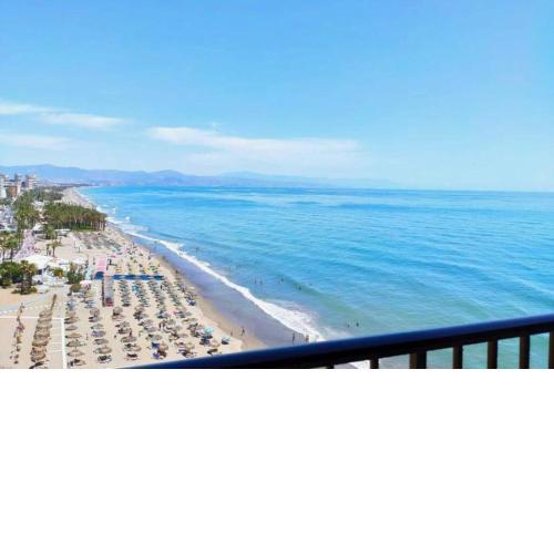 Amazing frontline sea views Studio apartment Castillo Del Vigia Torremolinos