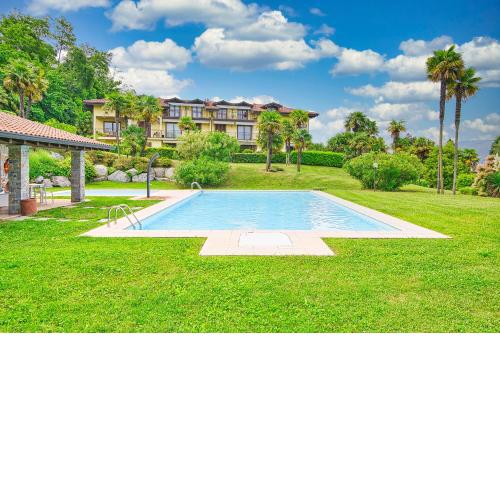 Amazing Gaia Le Palme Pool